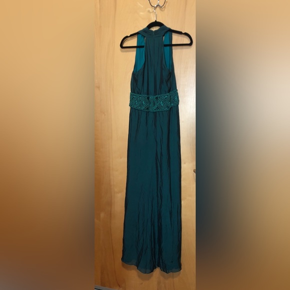 Tadashi Collection dress, size 6, 100% Silk Lining - Picture 5 of 10